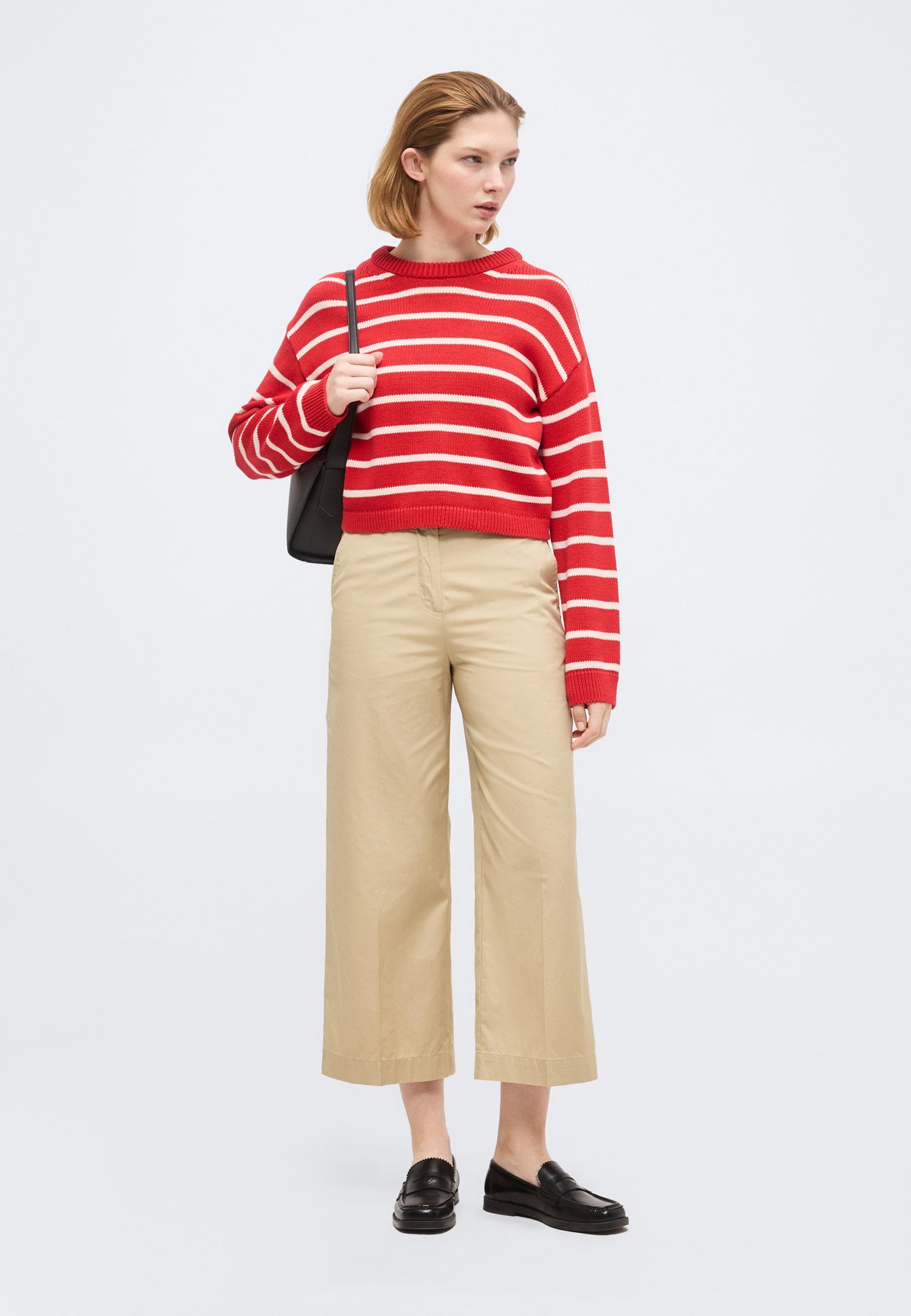 CROPPED LIGHTWEIGHT