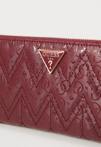 Guess ADELARD CHEQUE ORGANIZER - Plånbok - burgundy