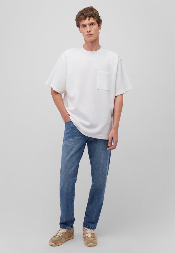 MIT BRUSTTASCHE UND RUNDHALSAUSSCHNITT - T-Shirt basic - weiß