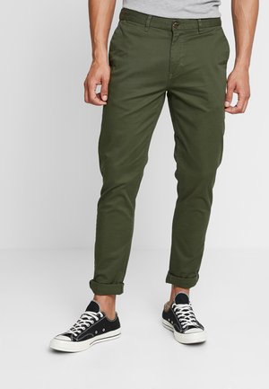 STUART CLASSIC SLIM FIT - Chino - military