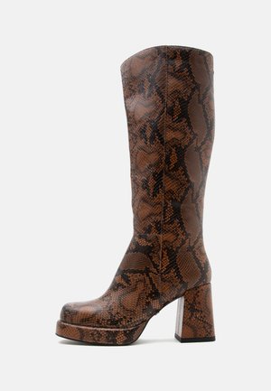 Buffalo, AALIYAH BOOT - Bottes à plateau - brown
