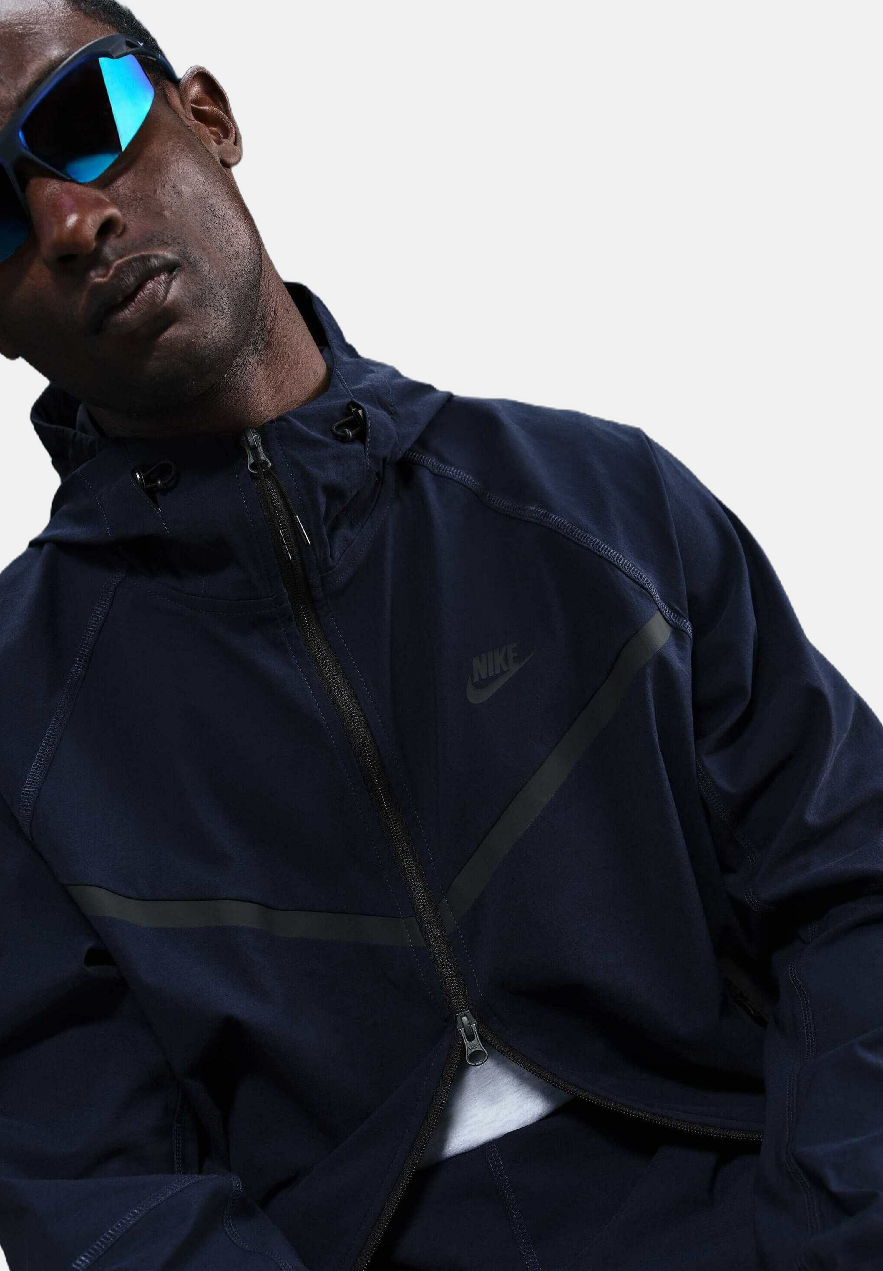 nike obsidian windbreaker