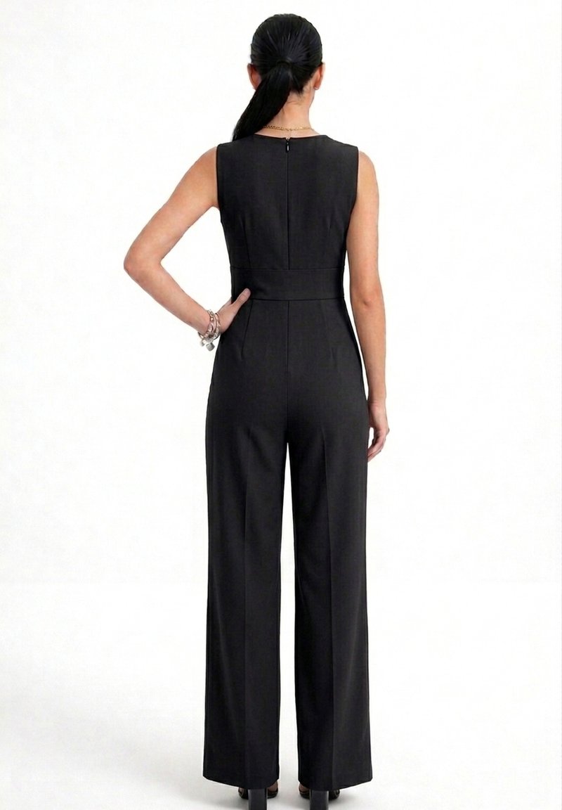 Elara ELARA JUMPSUIT JUMPSUIT - Jumpsuit - grün/kaki Elara ELARA JUMPSUIT JUMPSUIT - Jumpsuit - grün/kaki