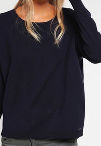 More & More Pullover - dark blue