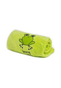 Grüne Plüschdecke, aufgerollt, mit einem Froschgrafikdesign mit großen Augen und schwarzen Akzenten, weicher Textur und lebendiger Farbe.