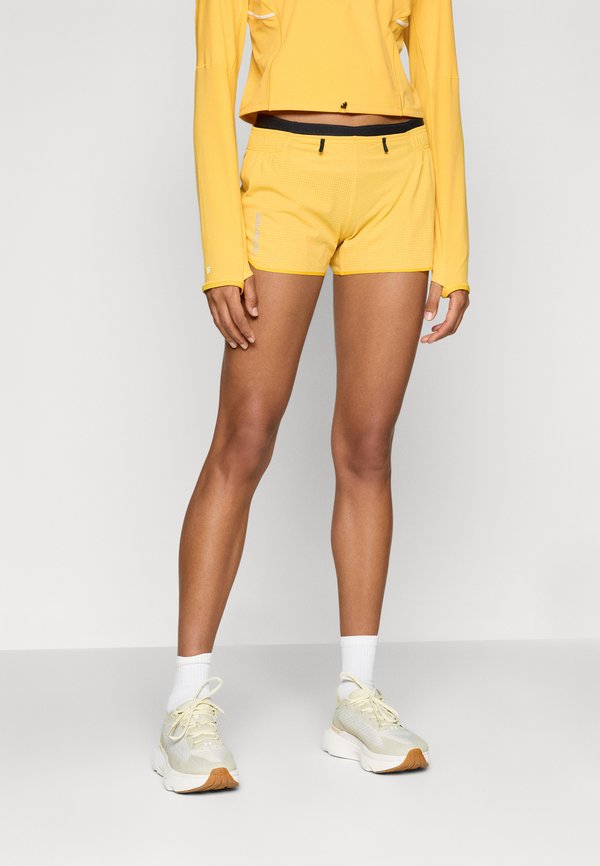 SENSE SHORTS - Sports shorts - warm apricot