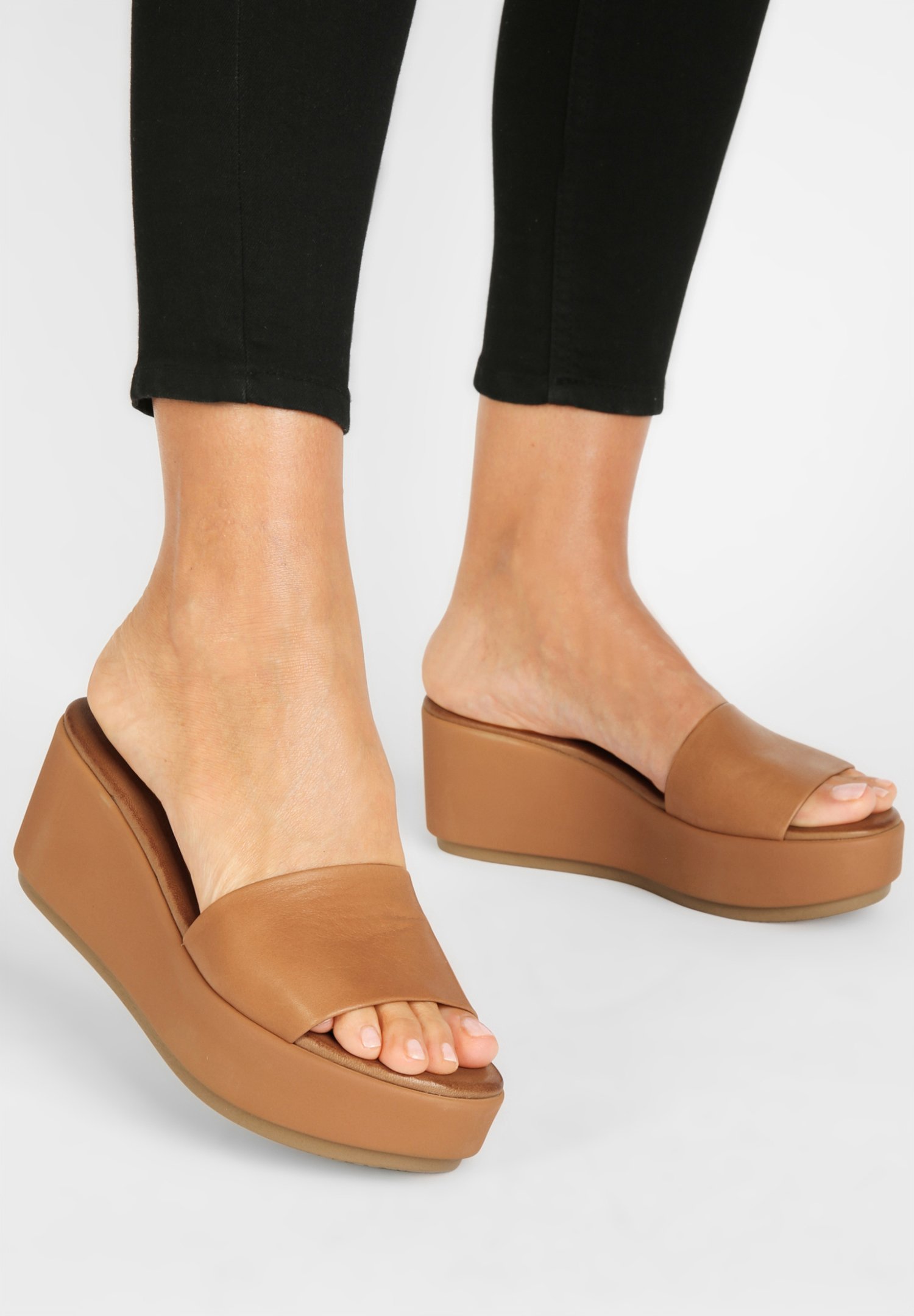 Inuovo Sandalen met sleehak - coconut ccn/okergeel - Zalando.nl