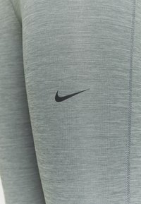 Nike Performance Leggings - grey
