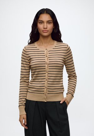 GAP, V-KI CARDI - Gilet - camel