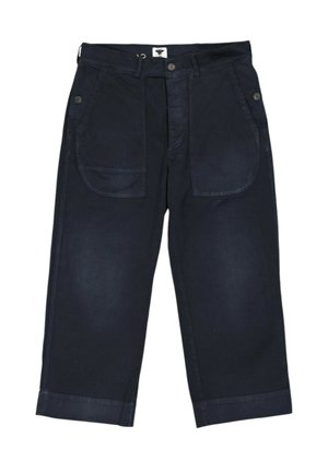 Pantalones cortos azul oscuro con grandes bolsillos delanteros, cierre de botón y cremallera, y bajos puños.