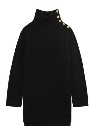 Maglione dolcevita nero con una texture a coste, dotato di un colletto alto e quattro bottoni dorati sulla spalla sinistra. Vestibilità ampia.