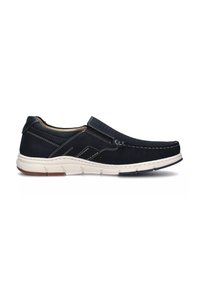 Scarpe slip-on con tomaia in pelle blu navy, cuciture bianche a contrasto e suola in gomma bianca imbottita. Presentano dettagli perforati per la traspirabilità.