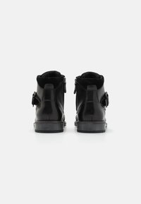Pier One LEATHER - Snørestøvletter - black