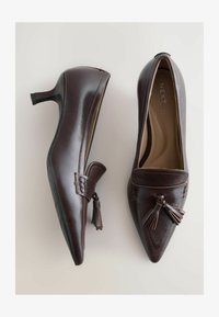 Sélectionné, choc brown