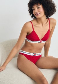 Tommy Hilfiger CLASSIC THONG - Thong - red