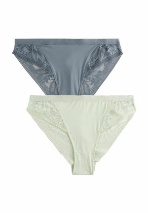 Twee paar damesondergoed: een grijze met kantaccenten en een mintgroene met kantdetails aan de zijkanten. Zachte stof, laag uitgesneden ontwerp.