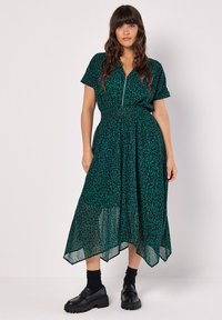 Apricot ABSTRACT SQUARES - Freizeitkleid - green
