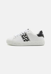 Selected, white/black