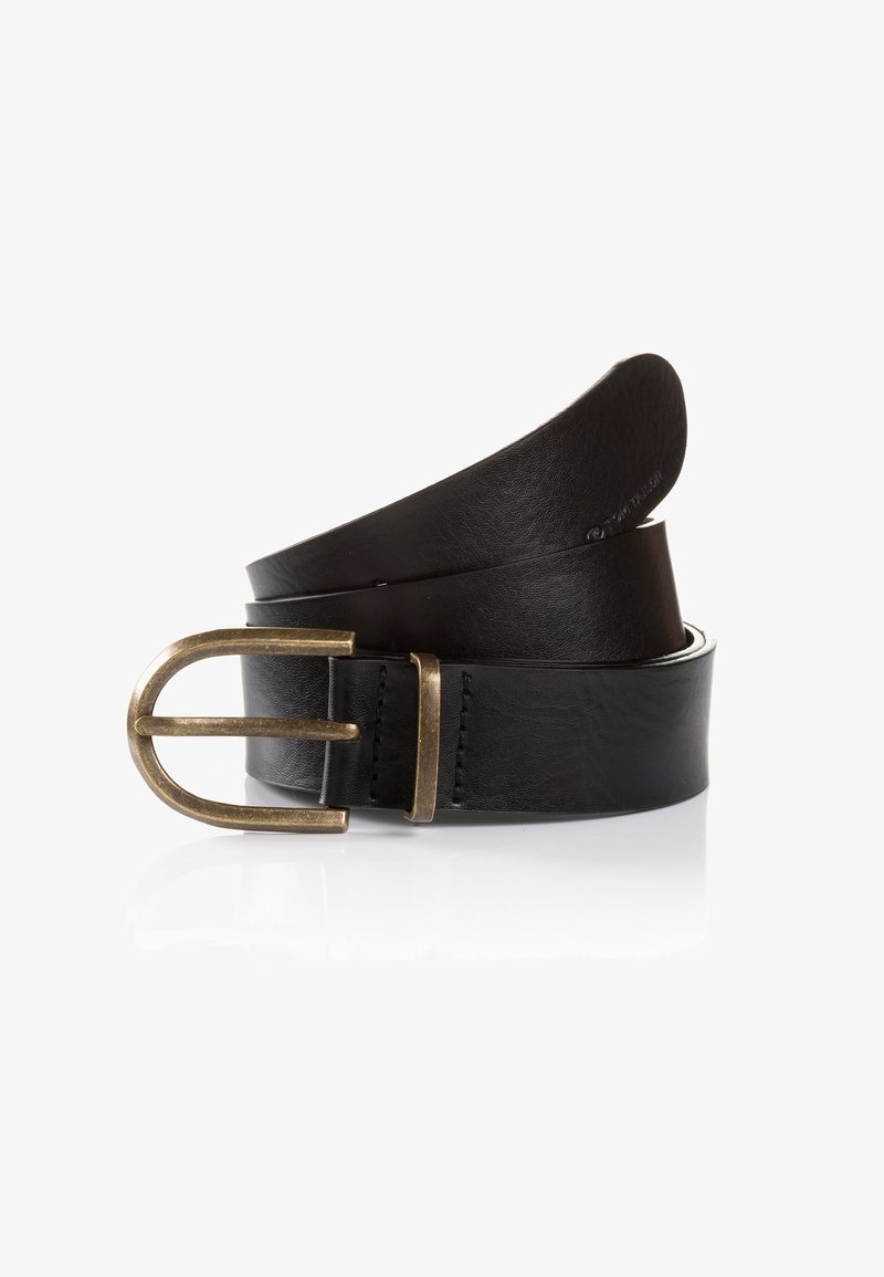Cintura in pelle nera con una fibbia in ottone rotonda. Presenta una superficie liscia e un dettaglio con bordo cucito ben definito.