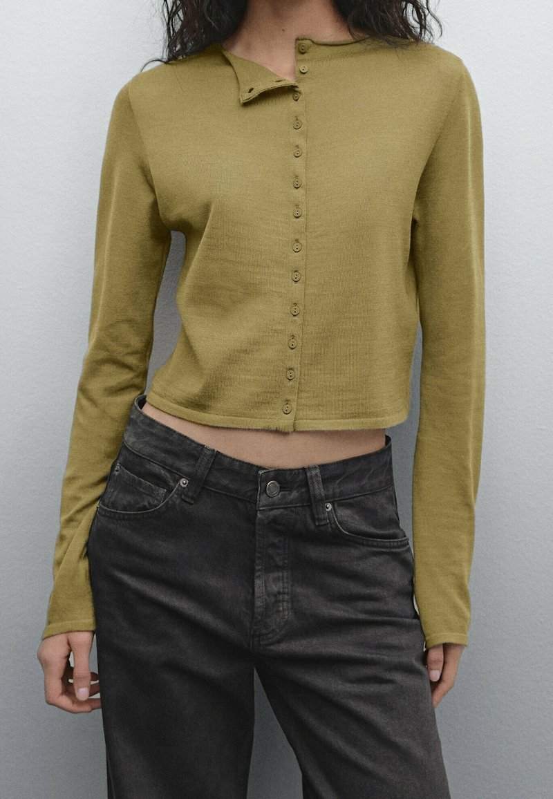 Massimo Dutti Strickjacke - olive