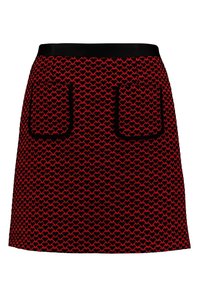 Gonna rossa con un motivo testurizzato a forma di cuore, cintura nera e due tasche frontali. Il design è dritto e di lunghezza al ginocchio.