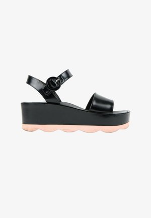 Prada, Sandales à plateforme - black