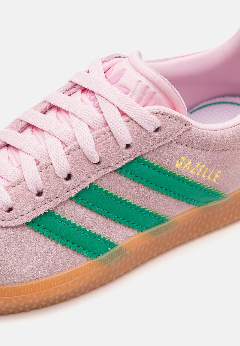adidas Originals GAZELLE KIDS - Zapatillas - clear pink/court green/bliss  pink/rosa - Zalando.es