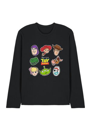 Schwarzes Langarmshirt mit bunten Toy-Story-Charaktergesichtern, darunter Woody, Buzz, Jessie, Rex, Bullseye, Bo Peep, Alien und Forky, um das Logo herum.