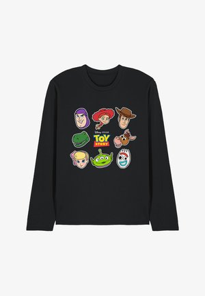 Schwarzes Langarmshirt mit bunten Toy-Story-Charaktergesichtern, darunter Woody, Buzz, Jessie, Rex, Bullseye, Bo Peep, Alien und Forky, um das Logo herum.