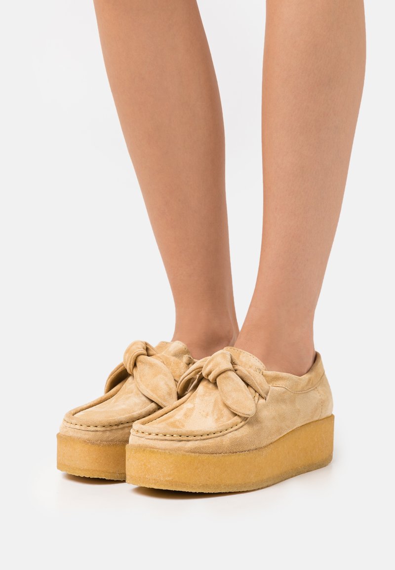 Damen Sneaker | Loeffler Randall TABITHA Slipper sand split/tan - NY53651 Damen Sneaker | Loeffler Randall TABITHA Slipper sand split/tan - NY53651