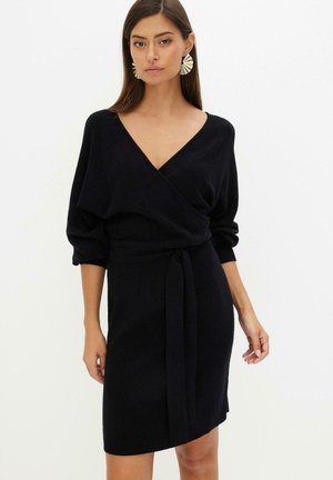 Robe pull - black