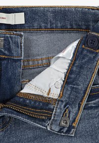 Levi's® 510 SKINNY FIT - Kitsa lõikega teksad - burbank