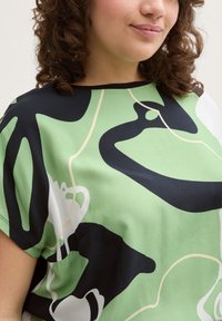 TOM TAILOR Bluse - true green