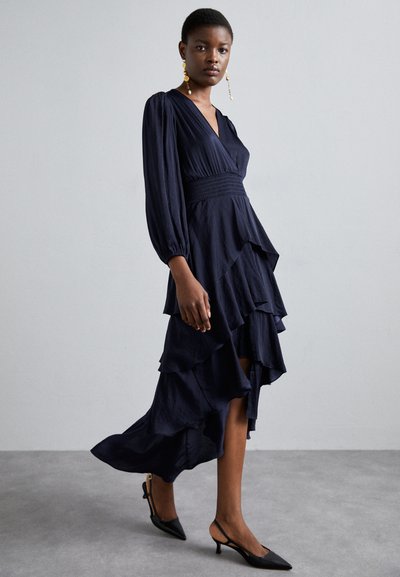 sleeper atlanta dress blue Sleeper Atlanta Linen Dress Navy- Size Small – Circular Convert main image 1