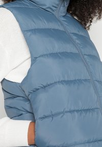 Noisy May NMMARCUS VEST  - Brezrokavnik - china blue