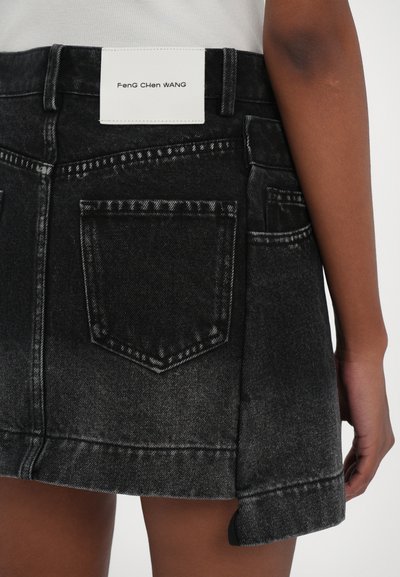 Feng Chen Wang DECONSTRUCTION FOLDING SKIRT - Fustă denim - black