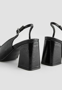 Next Sandaalid - black