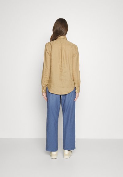 Polo Ralph Lauren CLASSIC FIT LINEN SHIRT - Cămașă - camel