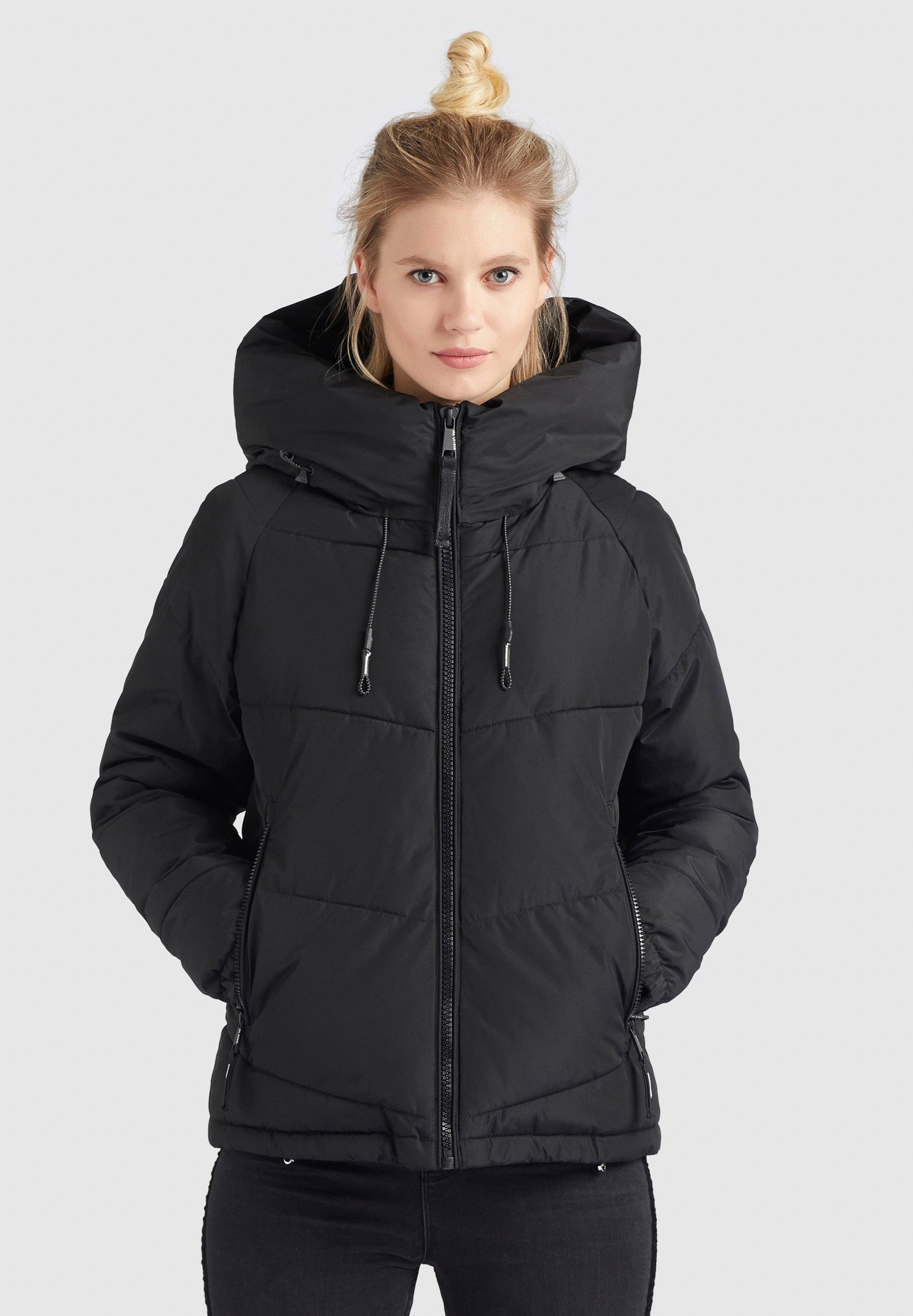 winterjacke schwarz