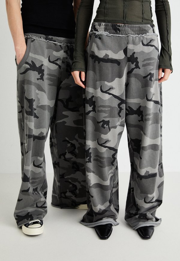 MONSTER UNISEX - Jogginghose