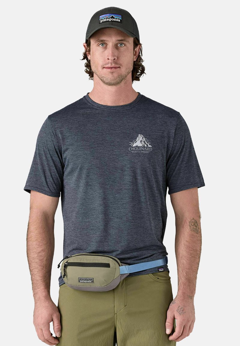 Patagonia TERRAVIA MINI HIP PACK - Marsupio - grün