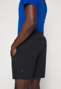 lululemon PACE BREAKER LINERLESS 18CM - Träningsshorts - black