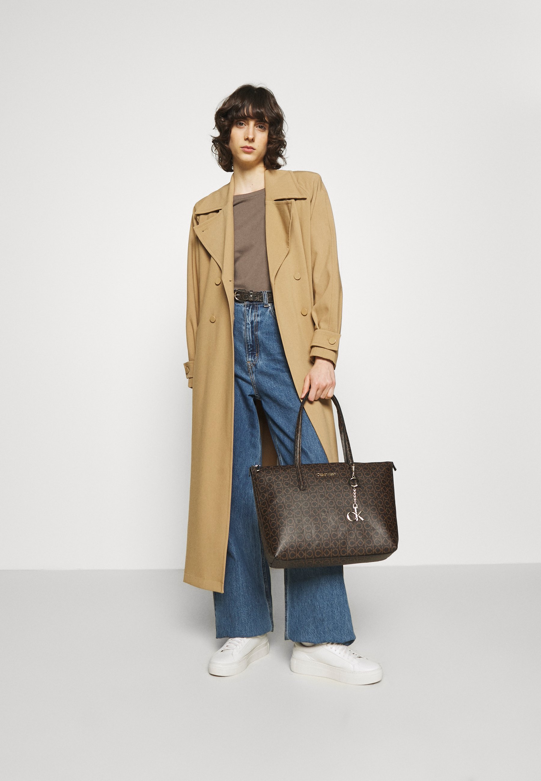 Calvin Klein MONOGRAM - Borsa a mano - brown/marrone - Zalando.it