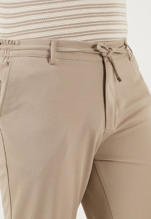Lela & Buratti, REGULAR FIT, tan