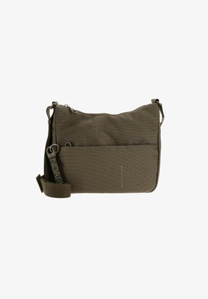 Sac à épaule en tissu marron avec une surface texturée, comprenant un compartiment principal zippé, une poche extérieure et une bandoulière ajustable.