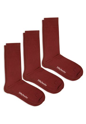 Sæt med tre kastaniefarvede sokker med ribbestruktur, der har forstærkede tåspidser og elastiske manchetter. Brandlogoet "DillySocks" i hvid.