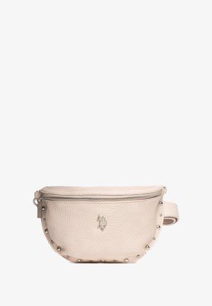 Hellrosa Leder-Bauchtasche mit strukturierter Oberfläche, silbernen Nieten entlang der Ränder und einem Hauptfach mit Reißverschluss und Logodetail.