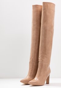 Wallis Högklackad stövel - nude