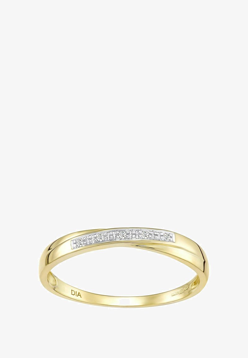 Zlatni prsten s zakrivljenim dizajnom koji sadrži red malih, prozirnih dijamanata postavljenih u središnjem dijelu srebrnog toniranog prstena. Glatka, sjajna površina.