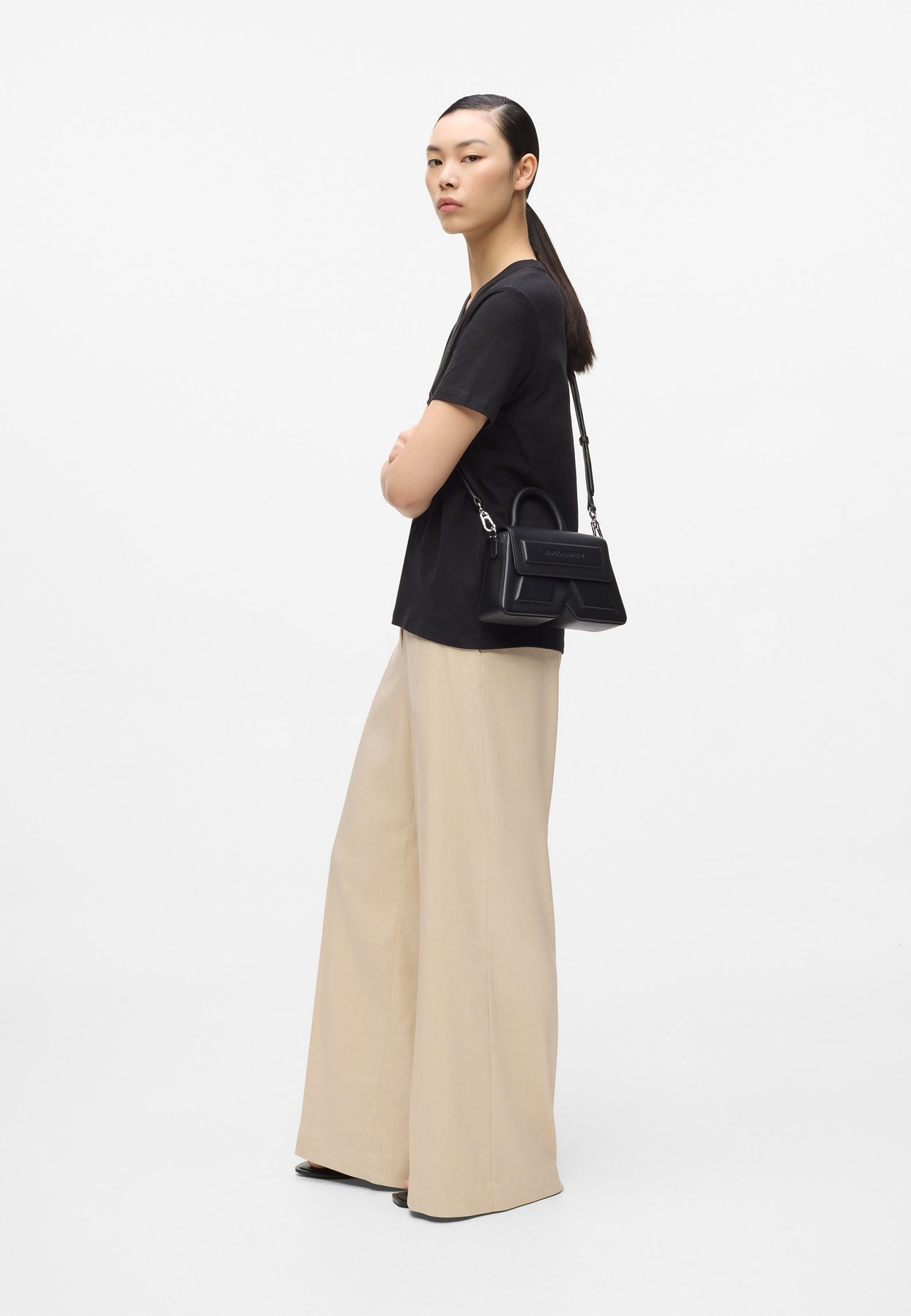 Karl Lagerfeld Ikon Crossbody Bolso de Mano - Black/Nickel — vista 2